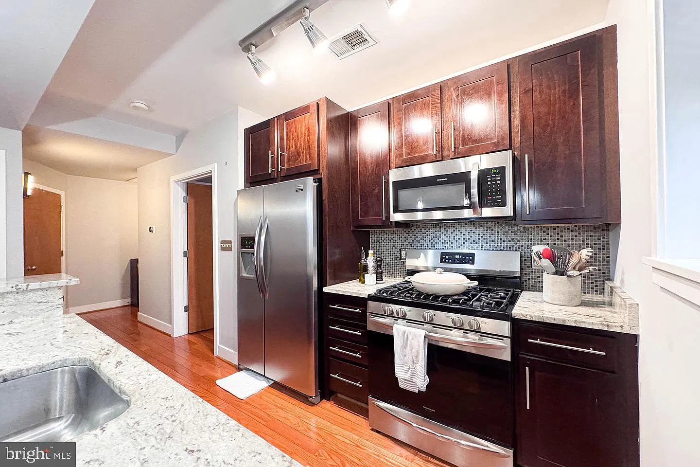 Brightwood — Photo 3