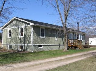 5034 S Lakeshore Dr, Ludington, MI 49431