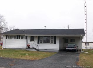 716 W Curtsinger Rd, Scottsburg, IN 47170