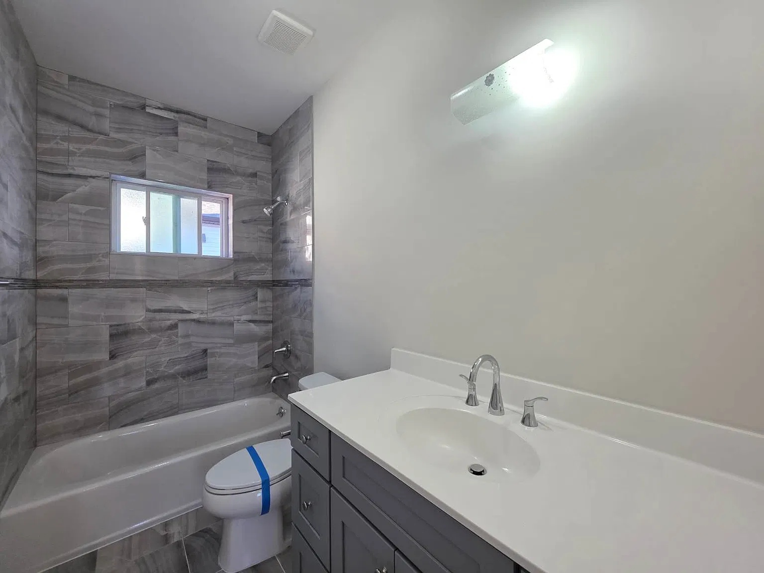 3 bed, 1250 sqft, $2,900 — Photo 4