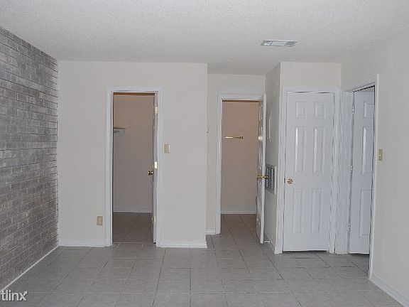 4th image of 3112 8th Ave APT H