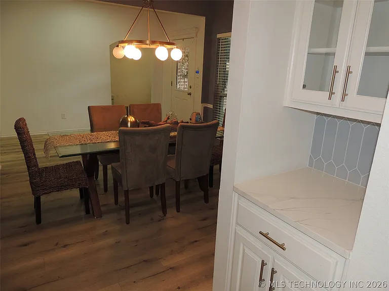 4416 W Indianola St — Photo 30