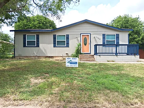 1109 Elyse Dr Photo 1