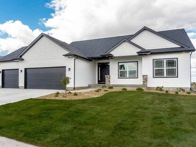 2721 Maple Grove Dr, Cedar Falls, IA, 50613