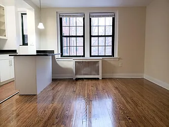 Rented by Hillel Realty Group