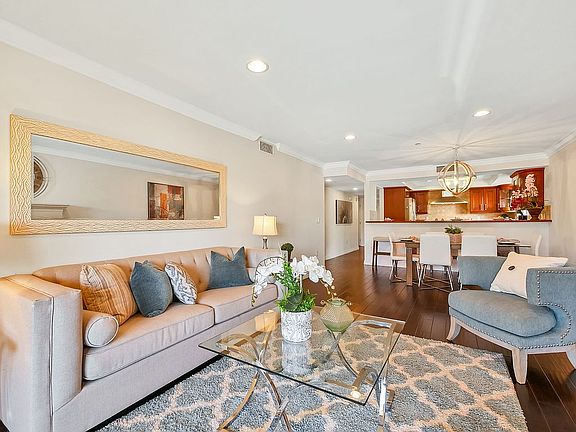 5th image of 1417 S Westgate Ave APT 302
