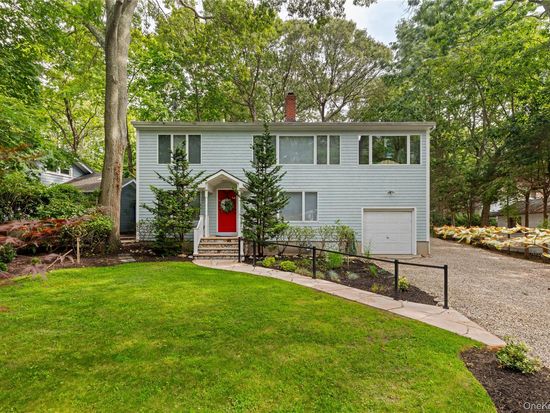 52 Hillside Road, Stony Brook, NY 11790