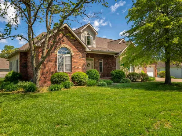 1104 Daybreak Dr, Marion, IL 62959