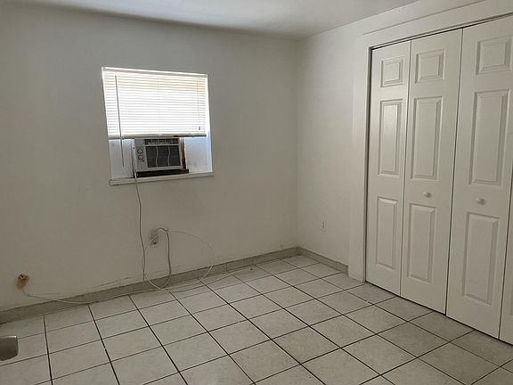 5th image of 55 NE 69th St Unit A