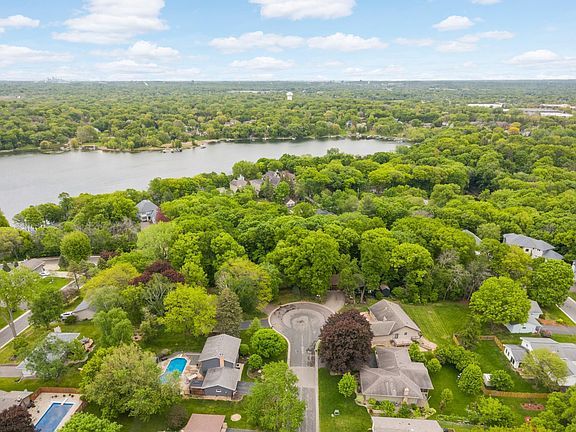 2nd image of 400 Cimarron Cir