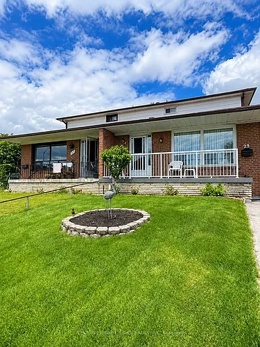 29 Dellbrook Cres Photo 1