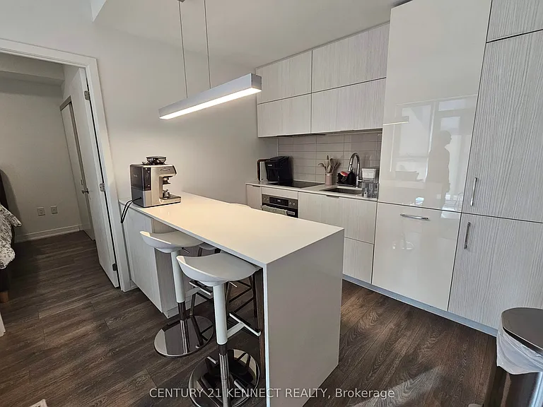 20 Richardson St #1407 — Photo 15