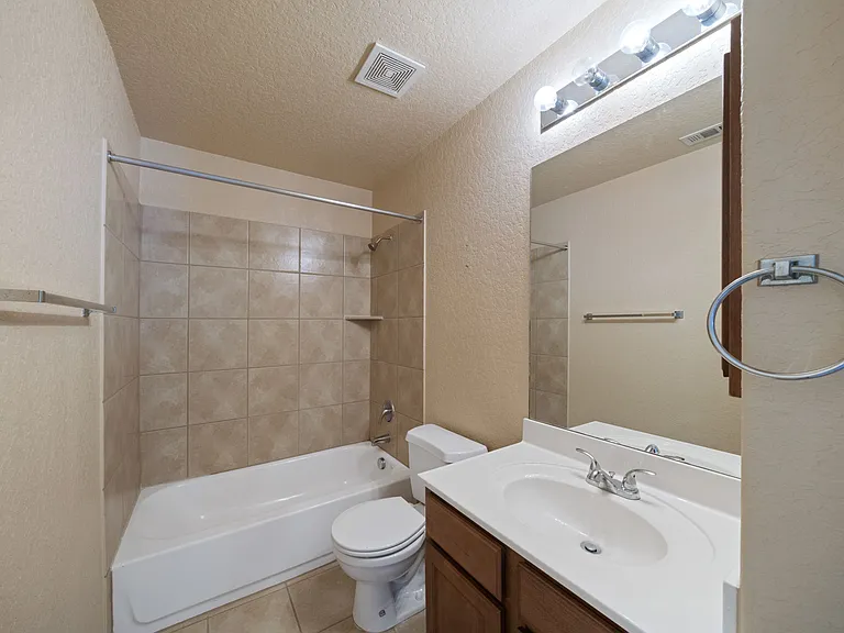 10318 Pinehurst Run — Photo 20