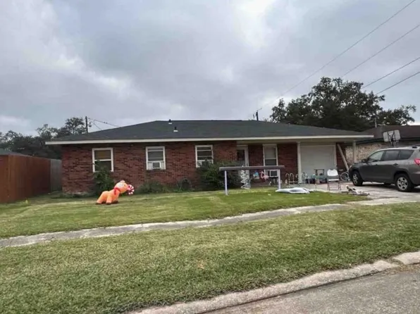 1704 W 1st St, Belle Chasse, LA 70037