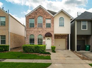226 Plaza Del Sol Park, Houston, TX 77020