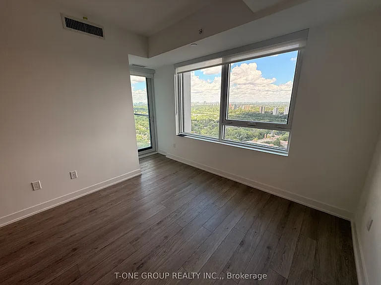 609 Sherbourne St E #3708 — Photo 4