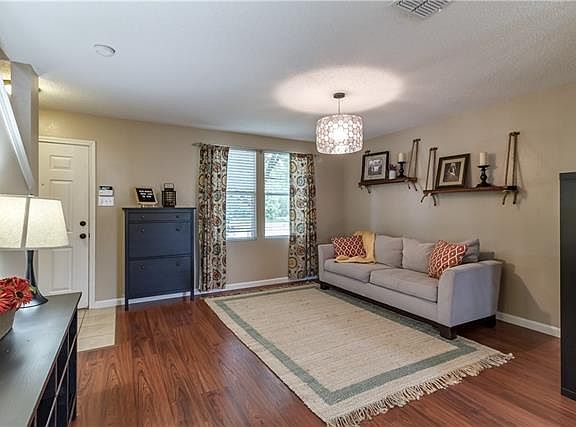 4th image of 1340 Annalea Dr