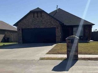 20812 Tempe Ave, Harrah, OK 73045