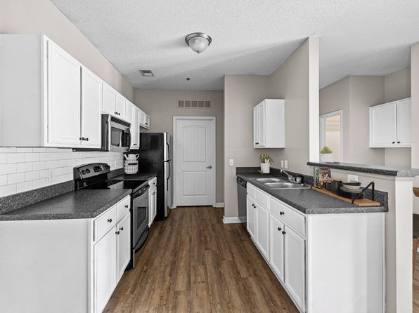 2100 McAndrew Dr #3011-201