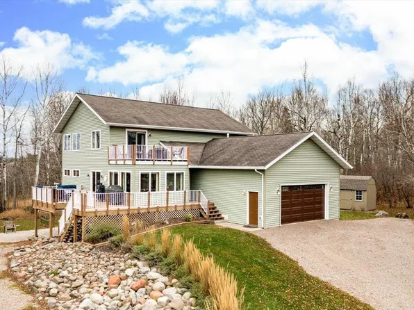 5224 Falcon Dr, Hermantown, MN 55811