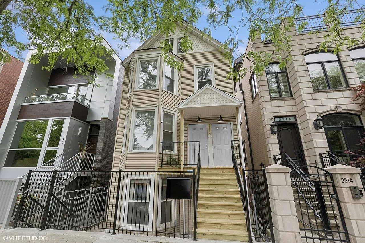3 bed, 850 sqft, $3,000 — Photo 1