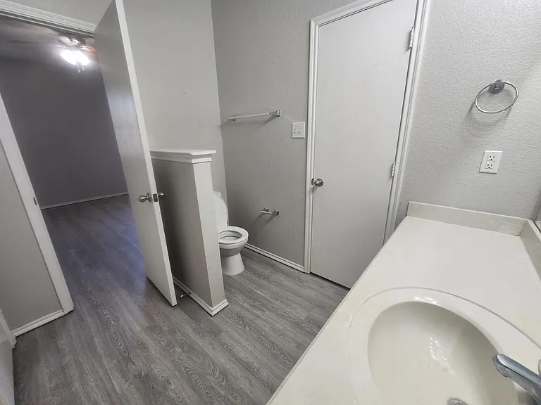 6429 Waterhill Ln — Photo 17