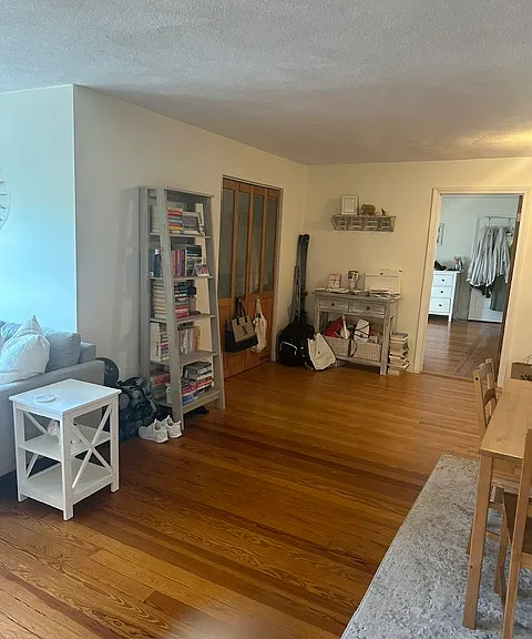 28 Belknap St #3 — Photo 2