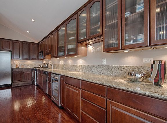 4th image of 328 Pine Lake Cir #328