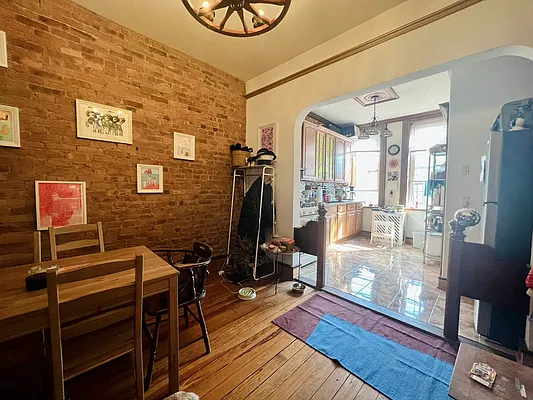 Rented by Native Real Estate LLC | media 15