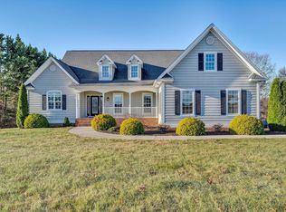 50 Hay Field Dr, Boones Mill, VA 24065