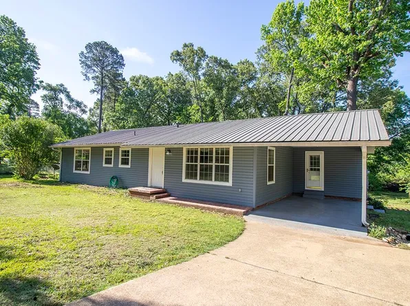 106 W Ward Dr, White Oak, TX 75693