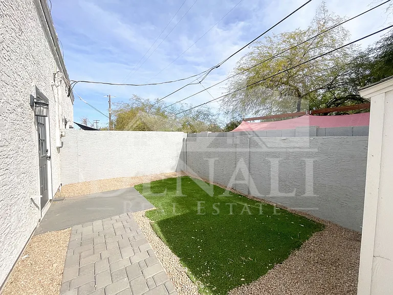 423 S Terry Ln — Photo 20