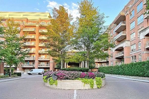 3 bed, $4,400 — Photo 2