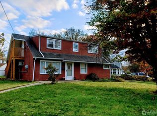 3 Brookville Rd #1, Edison, NJ 08817