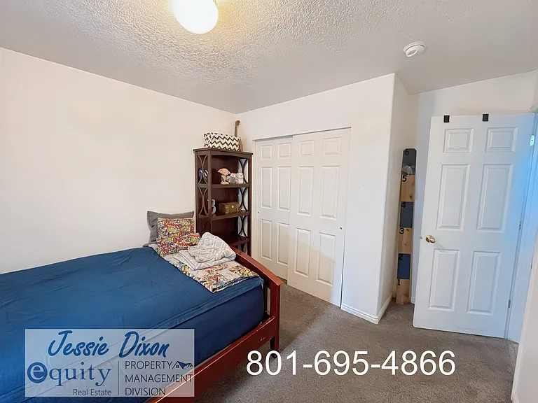 1043 Sharp Mountain Dr — Photo 13