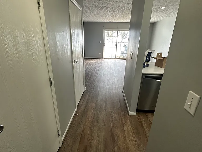 6806 Axtel Dr #20C — Photo 6