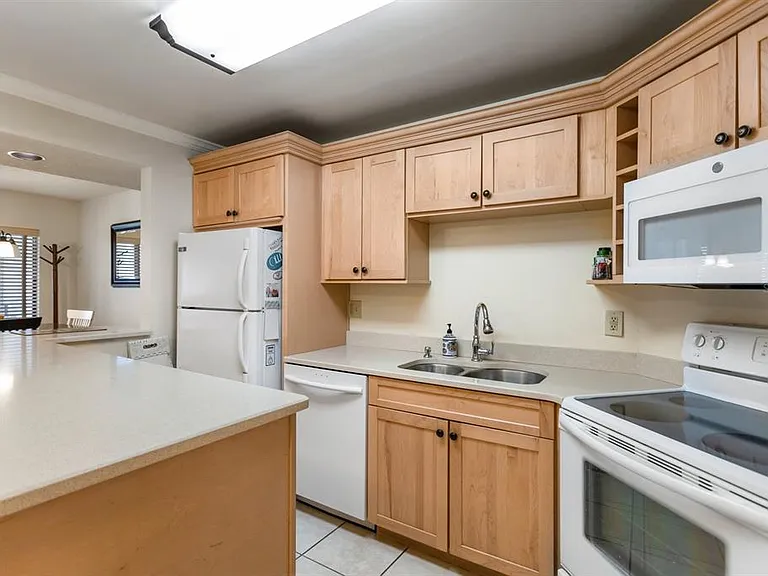 1515 Pinellas Bayway #C-31 — Photo 5