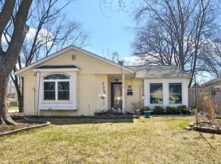 2101 Crane Ct, Rolling Meadows, IL 60008