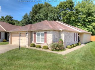 1111 Oakbridge Dr, Hurricane, WV 25526