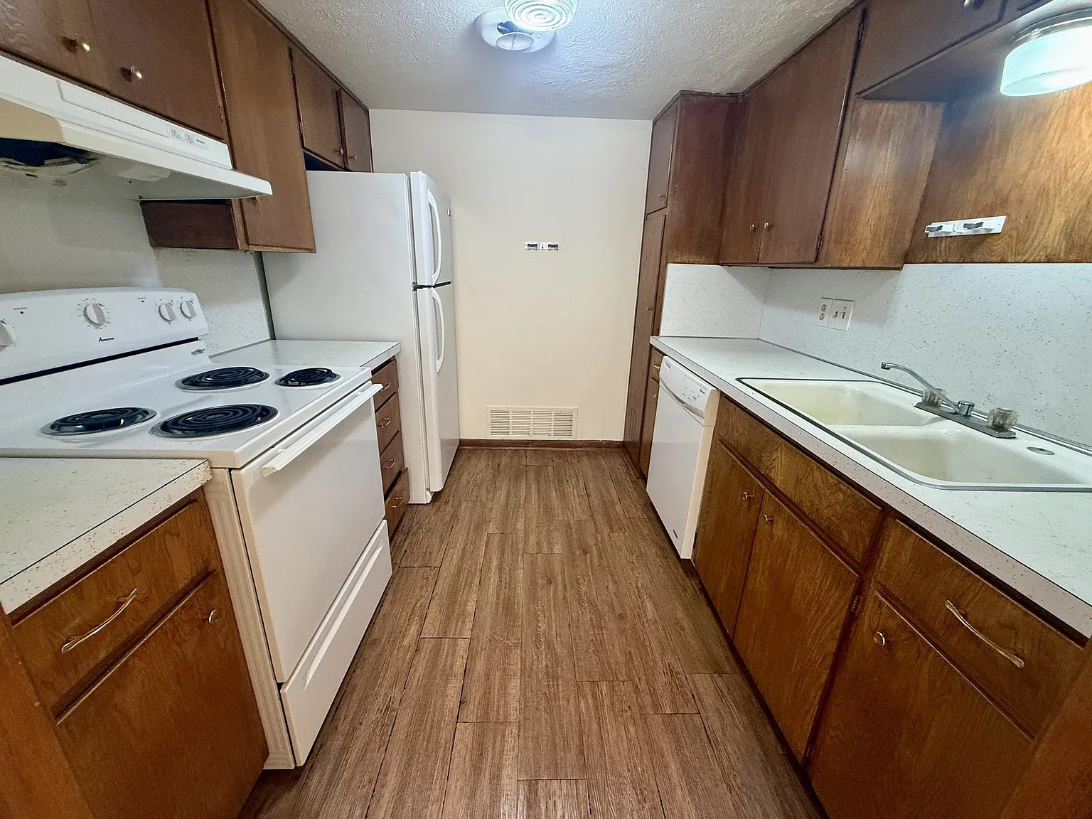 405-407 E. University Dr. - 9 — Photo 3