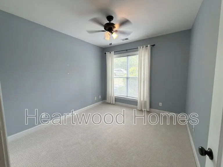432 Jackson Ave — Photo 30