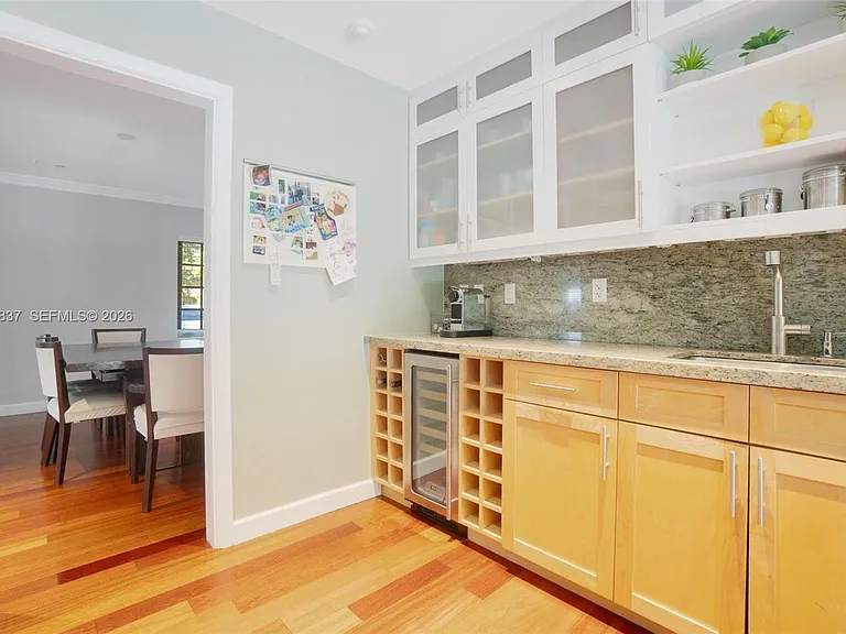 412 Gerona Ave — Photo 13