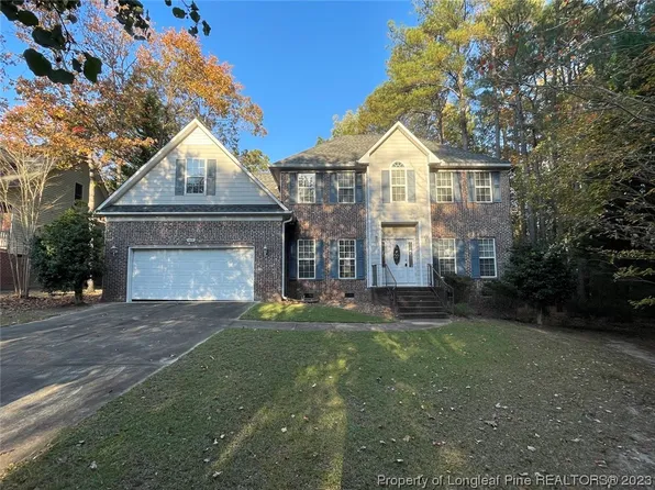 449 Captain Harbour Dr, Sanford, NC 27332