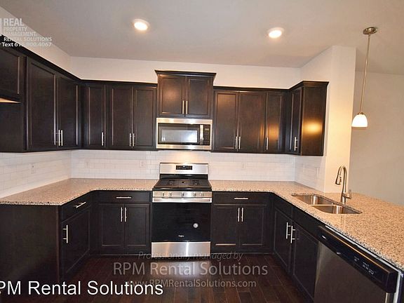 4th image of 1011 Alderwood Cir #1629