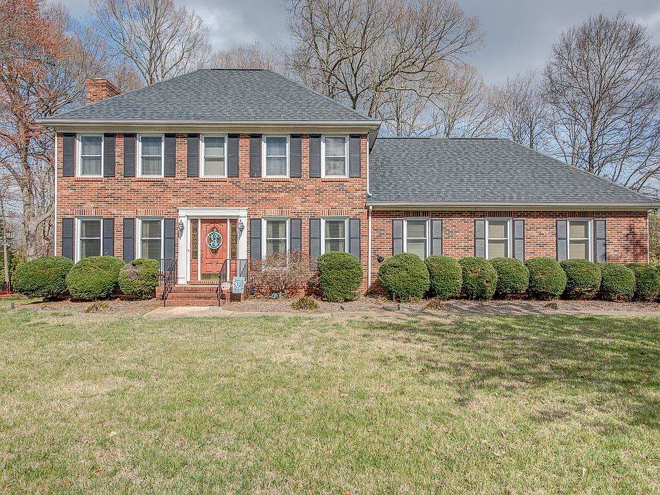 1st image of 2848 Colony Woods Dr