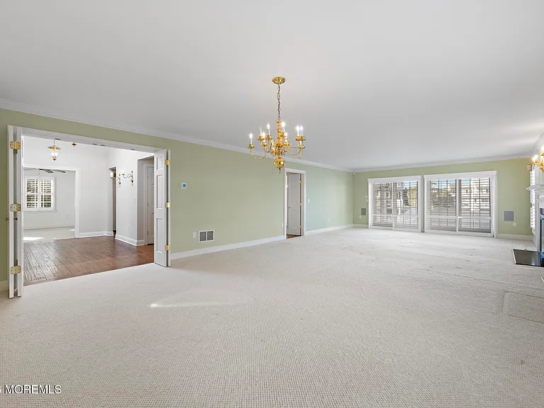 954 Barnegat Ln — Photo 12