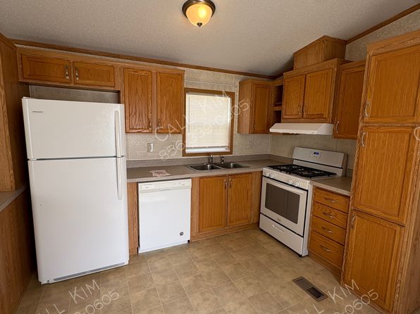 2 New Bridge Rd TRLR F8, Salem, NJ 08079