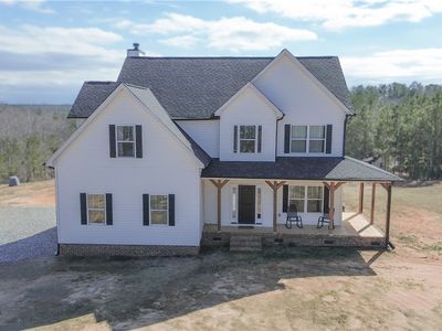 1587 Mount Vernon Church Rd, Iva, SC, 29655