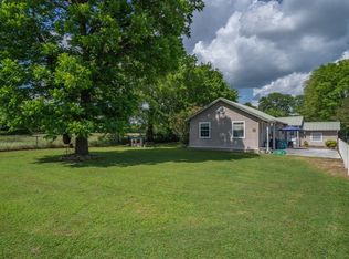 537 S Houston St, Edgewood, TX 75117