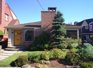 3708 SW Grayson St, Seattle, WA 98126